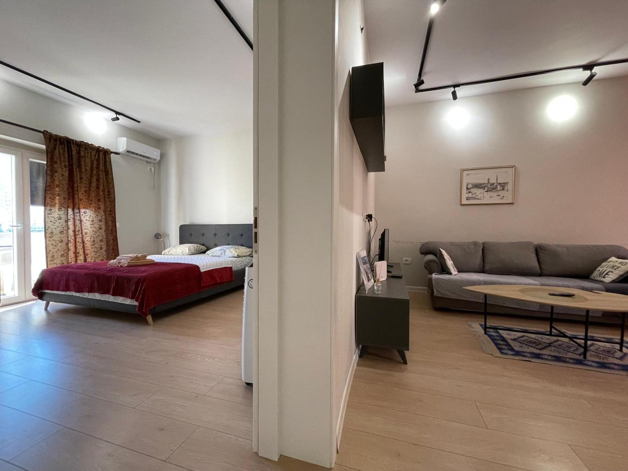 Downtown View Modern Apartment Tirana Exterior photo