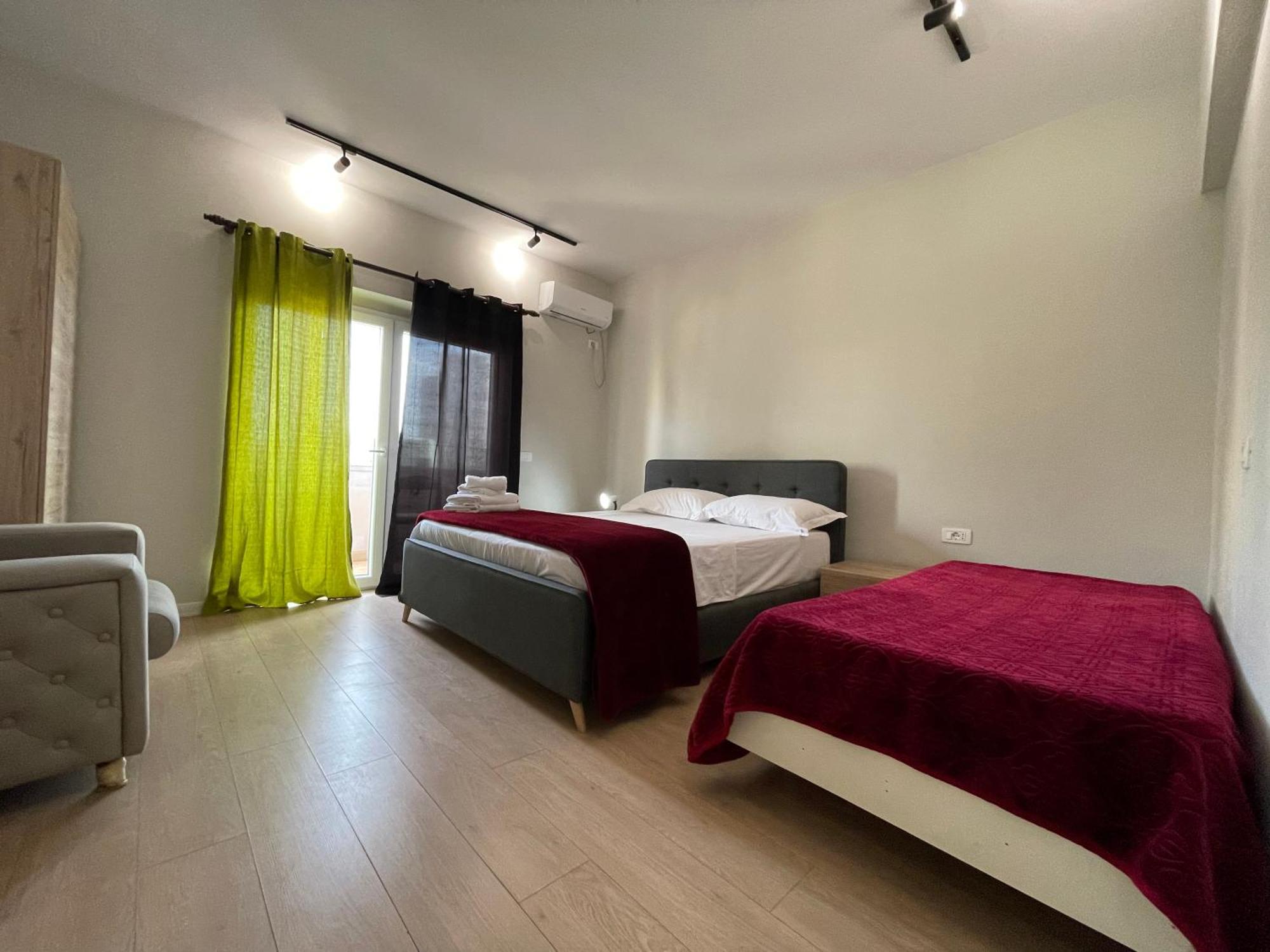 Downtown View Modern Apartment Tirana Exterior photo