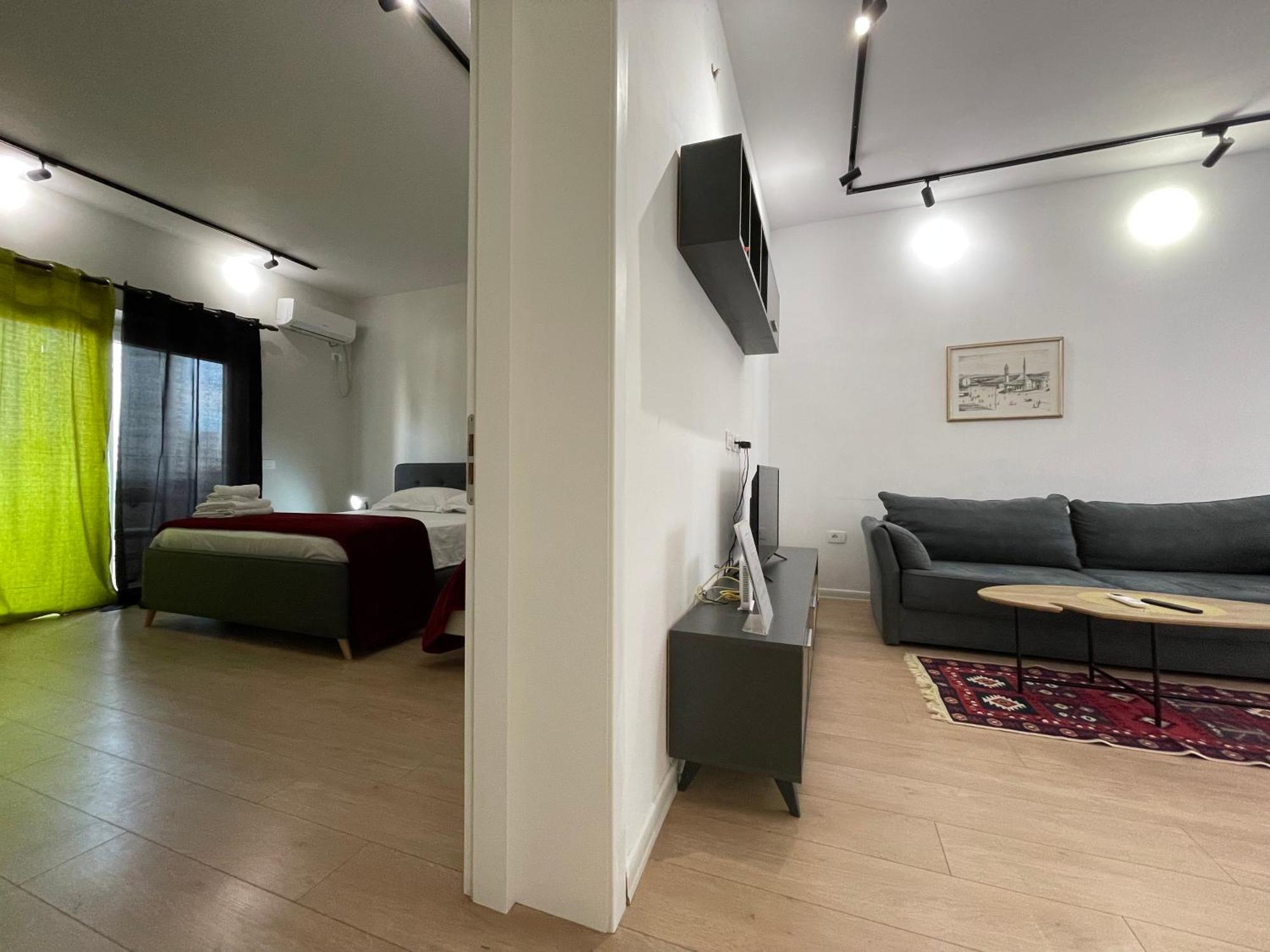Downtown View Modern Apartment Tirana Exterior photo