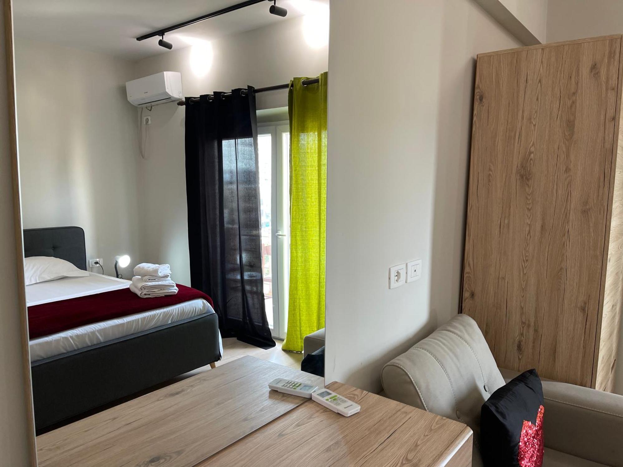 Downtown View Modern Apartment Tirana Exterior photo